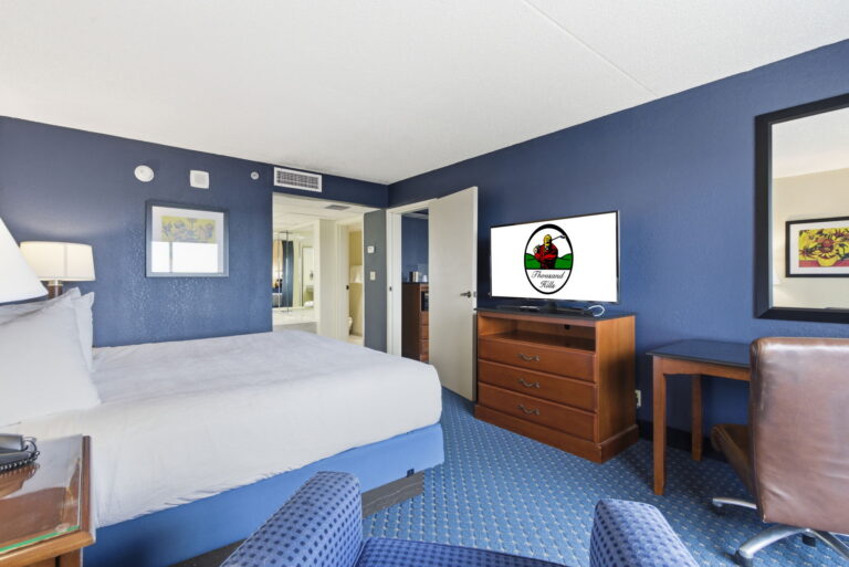 What Should Newlyweds Look For in a Branson Honeymoon Hotel?