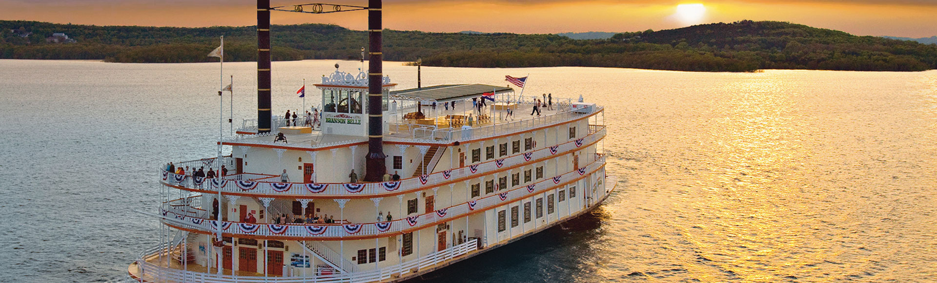 Showboat Branson Belle