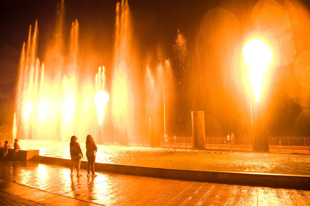 Where Can You Hear Live Music in Branson After Dark near Thousand Hills Resort Hotel