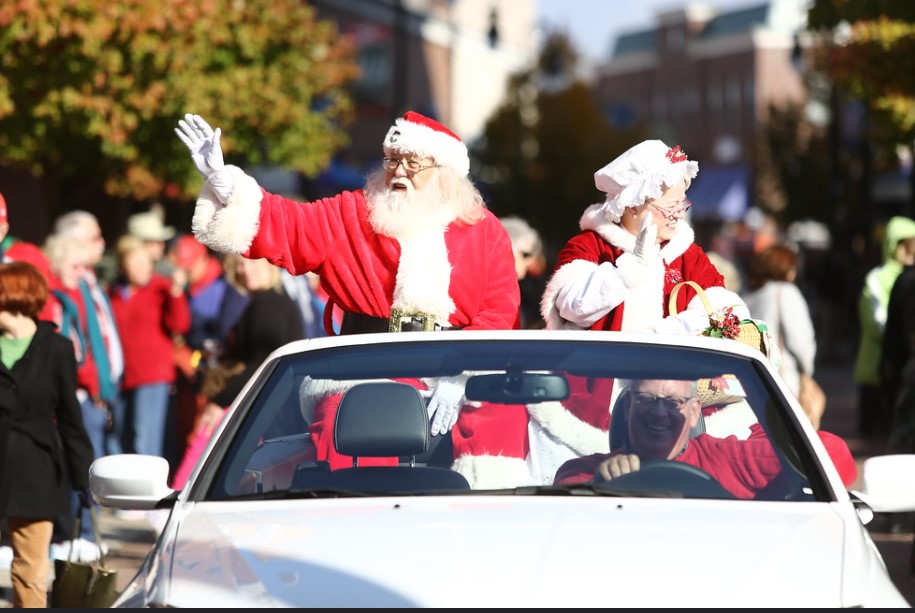 7. Take the Kids to Meet Santa and Enjoy Family Activities at Thousand Hills Resort Hotel in Branson Missouri